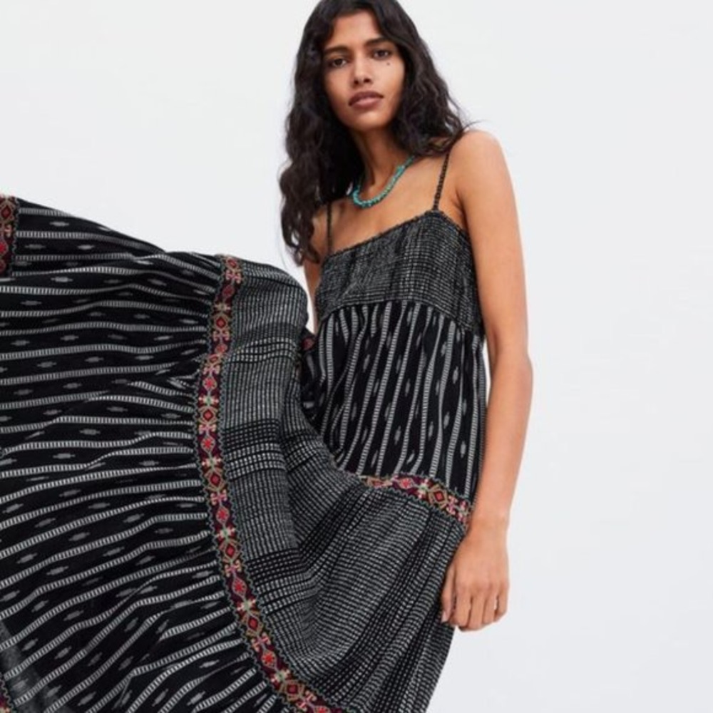 Zara Black and White Maxi Dress